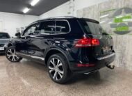 VOLKSWAGEN Touareg 3.0 tdi v6 black adventure