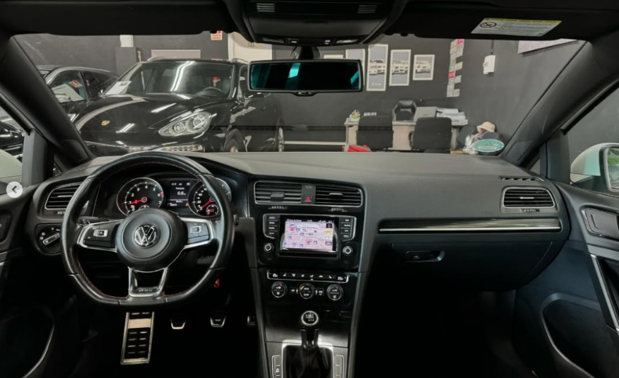 VOLKSWAGEN Golf gti 2.0 TSI 3P