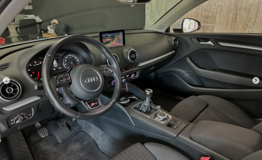 AUDI A3 1.4 TFSI SLINE 3P