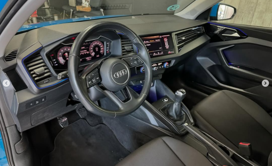AUDI A1 BLACK LINE 30 TFSI SPORTBACK