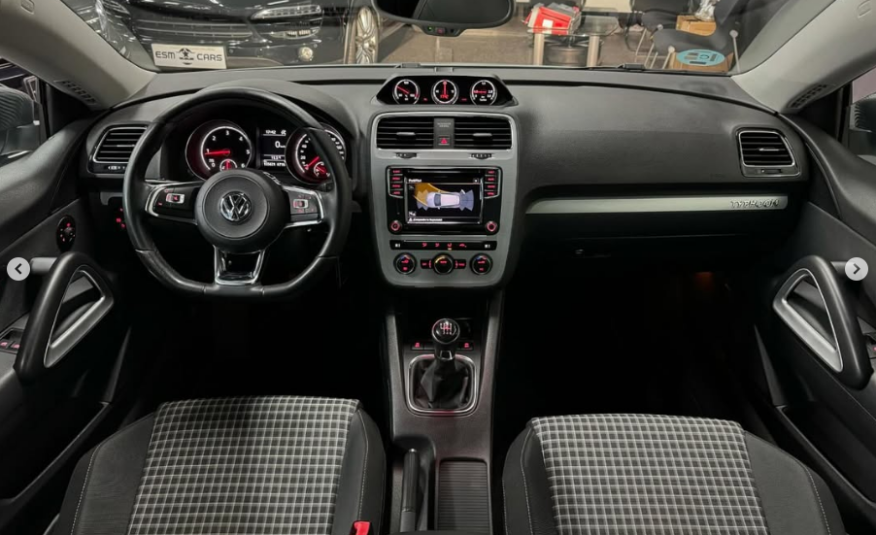 VOLKSWAGEN Scirocco 2.0 tdi rline