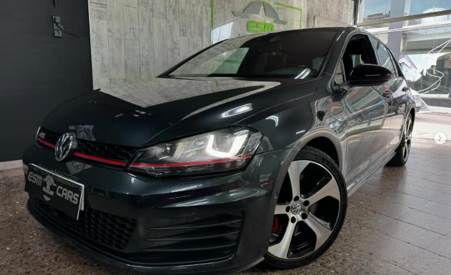 VOLKSWAGEN Golf 2.0TSI GTI PERFORMANCE DSG