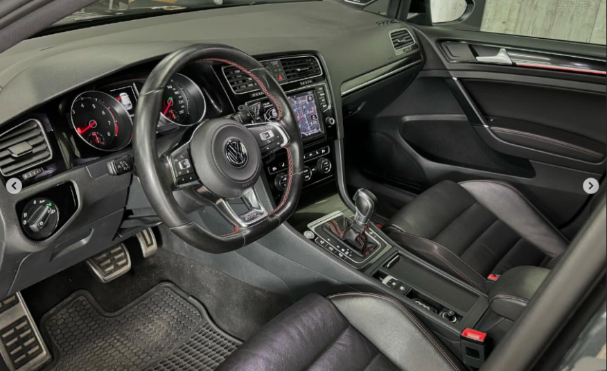 VOLKSWAGEN Golf 2.0TSI GTI PERFORMANCE DSG