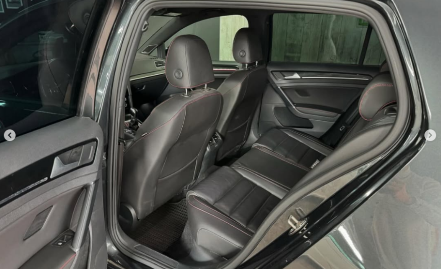 VOLKSWAGEN Golf 2.0TSI GTI PERFORMANCE DSG
