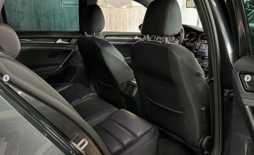 VOLKSWAGEN Golf 2.0TSI GTI PERFORMANCE DSG