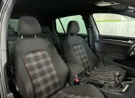 VOLKSWAGEN Golf 2.0TSI PERFORMANCE
