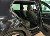 VOLKSWAGEN Golf 2.0TSI PERFORMANCE