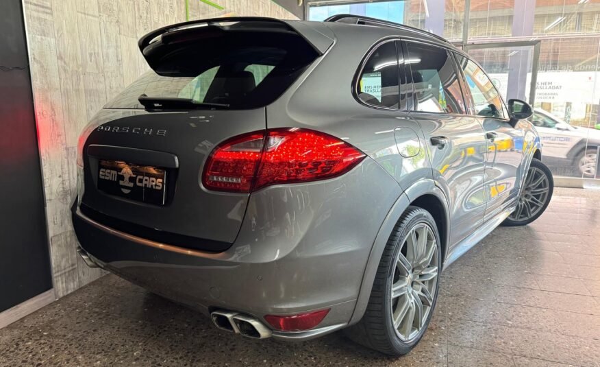 PORSCHE Cayenne 3.0 TD PLATINUM EDITION