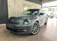 VOLKSWAGEN Beetle 1.4 TSI MANUAL
