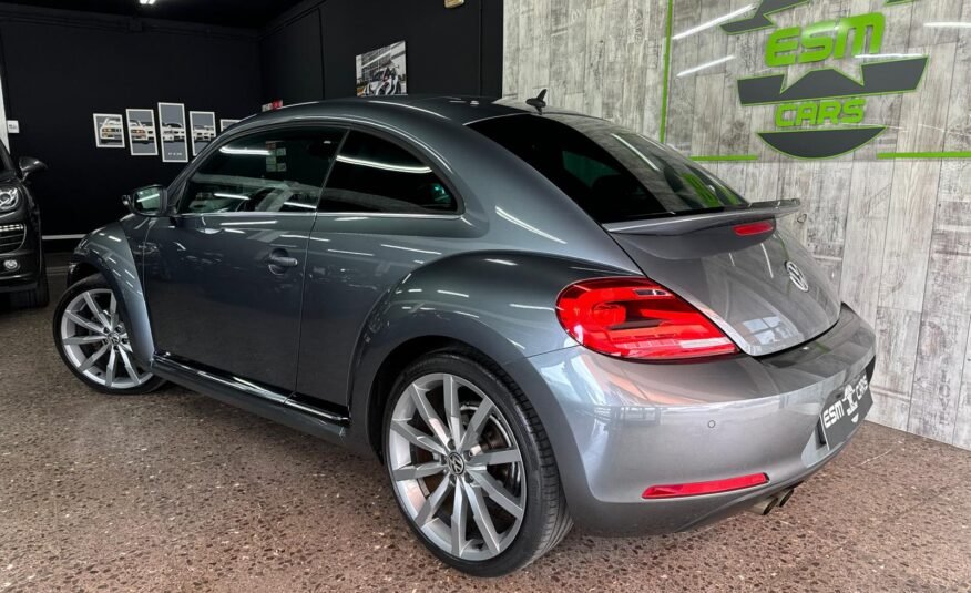 VOLKSWAGEN Beetle 1.4 TSI MANUAL