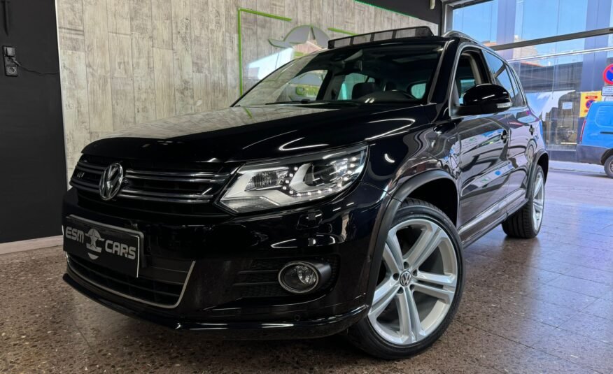 VOLKSWAGEN Tiguan 2.0TDI RLINE NANUAL