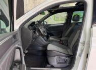 VOLKSWAGEN Tiguan 2.0TDI RLINE MANUAL