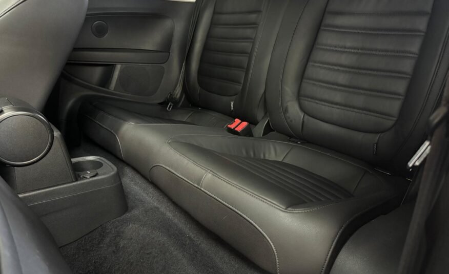 VW Beetle 1.4TSI SPORT MANUAL