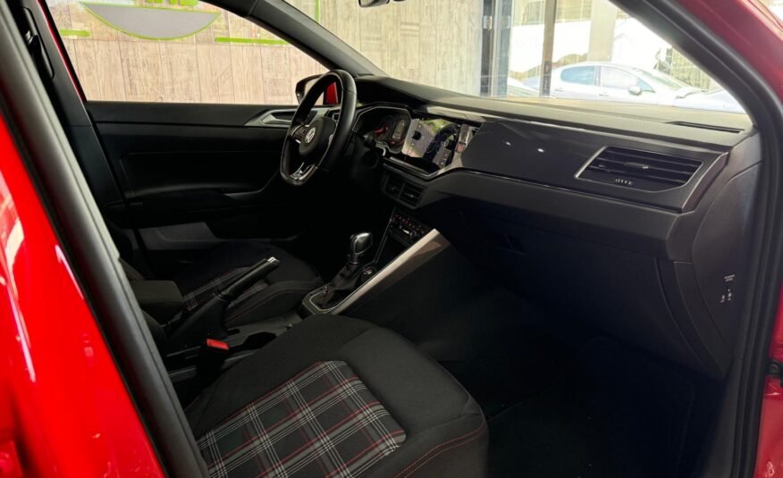 VOLKSWAGEN POLO GTI 2.0 TSI DSG