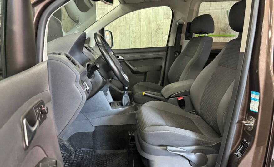 VOLKSWAGEN Caddy 2.0TDI COMFORT LINE 5P