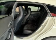 Mercedes BENZ CLA 180 AMG MANUAL