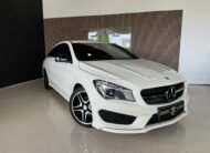 Mercedes BENZ CLA 180 AMG MANUAL