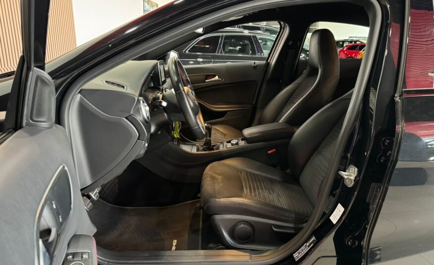 Mercedes CLASE A200 AMG LINE