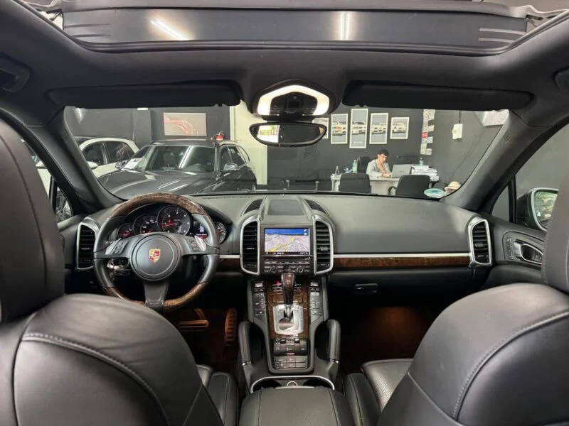 PORSCHE Cayenne 3.0 TD PLATINUM EDITION