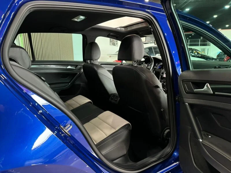 VOLKSWAGEN GOLF 2.0 TSI R300 4MOTION DSG 5P