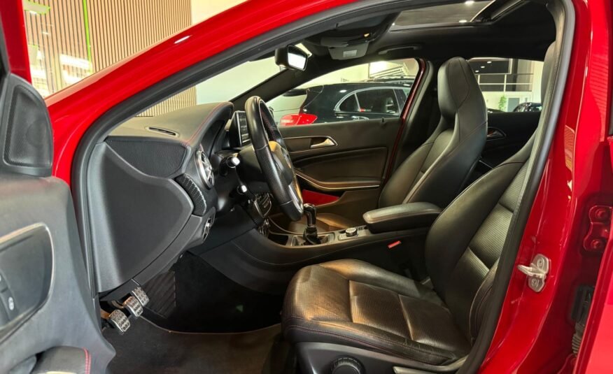 MERCEDES-BENZ CLASE A200 AMG LINE
