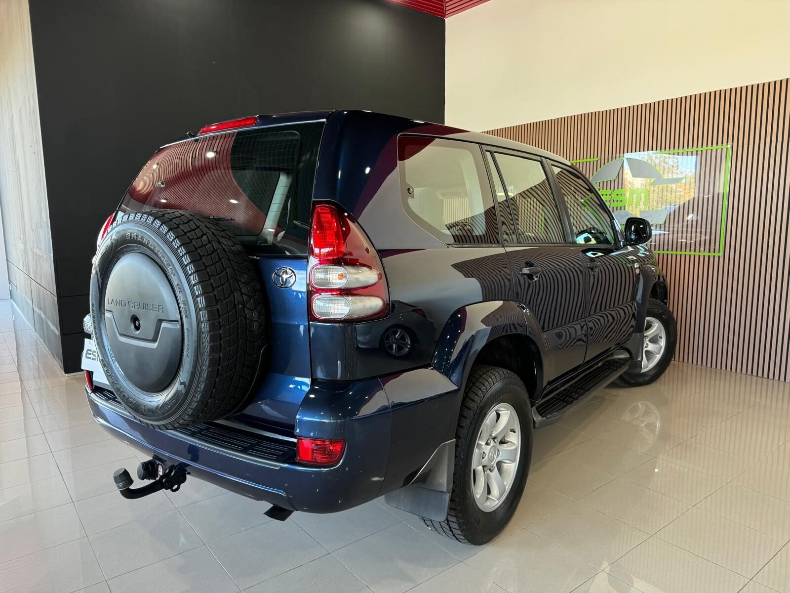 TOYOTA LAND CRUISER 3.0D MANUAL 5P