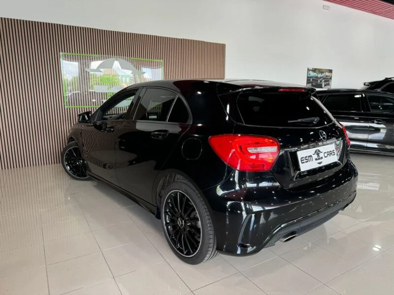 MERCEDES-BENZ CLASE A 200 AMG LINE