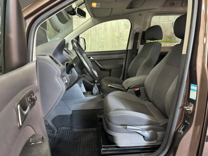 VOLKSWAGEN CADDY 2.0TDI COMFORT LINE 5P