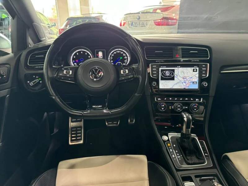 VOLKSWAGEN GOLF 2.0 TSI R300 4MOTION DSG 5P