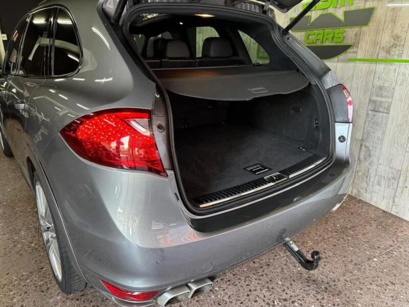 PORSCHE Cayenne 3.0 TD PLATINUM EDITION