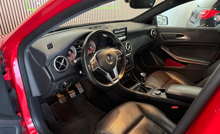 MERCEDES-BENZ CLASE A200 AMG LINE