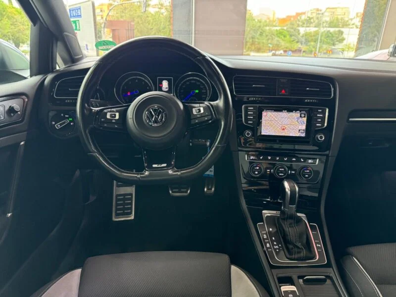 VOLKSWAGEN GOLF R300 DSG 4MOTION 5P