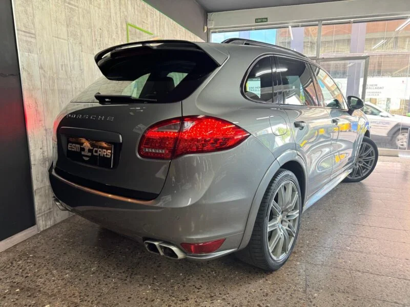 PORSCHE Cayenne 3.0 TD PLATINUM EDITION
