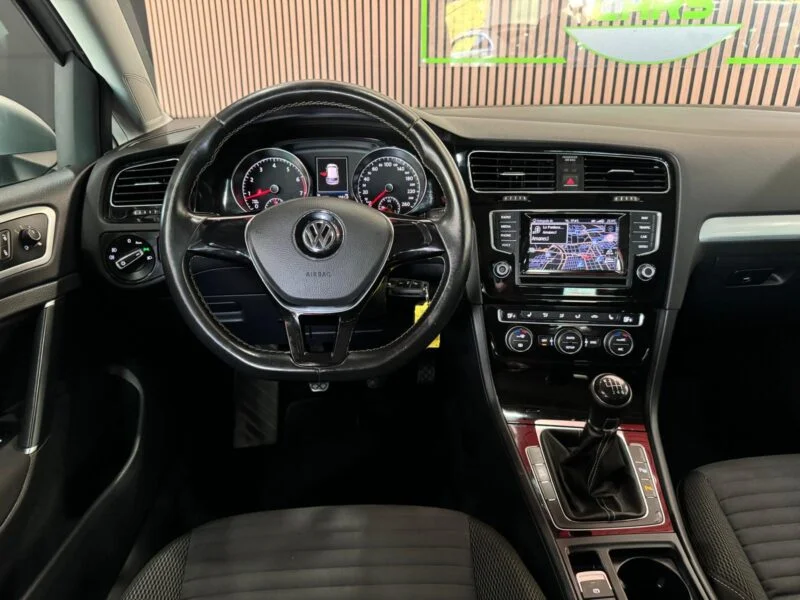 VOLKSWAGEN GOLF SPORT 1.4TFSI ACT TECH BMT