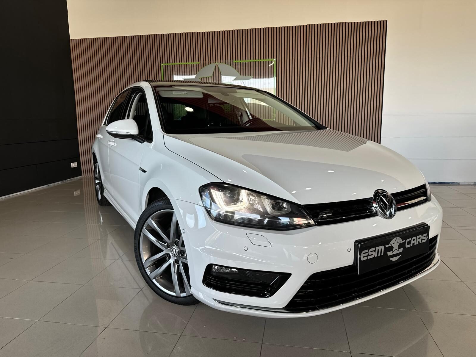 VOLKSWAGEN GOLF 1.4 TSI RLINE 