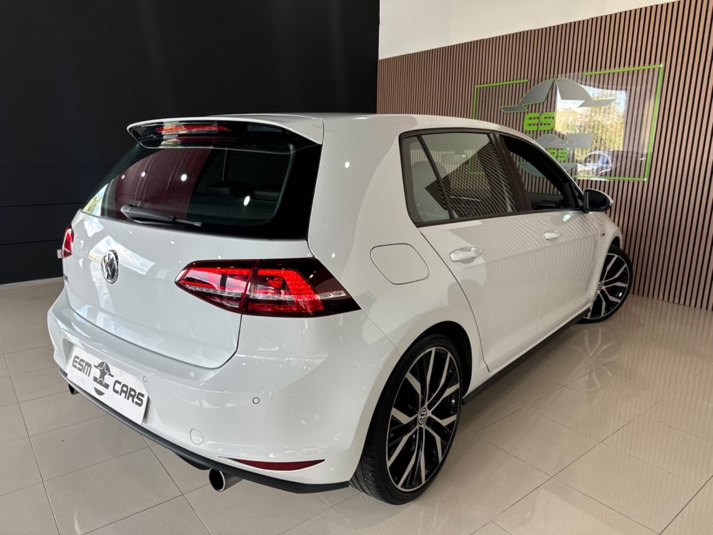 VOLKSWAGEN GOLF 2.0 TSI GTI BMT