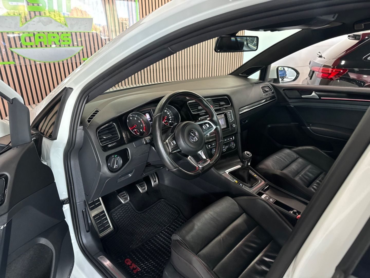 VOLKSWAGEN GOLF 2.0 TSI GTI BMT
