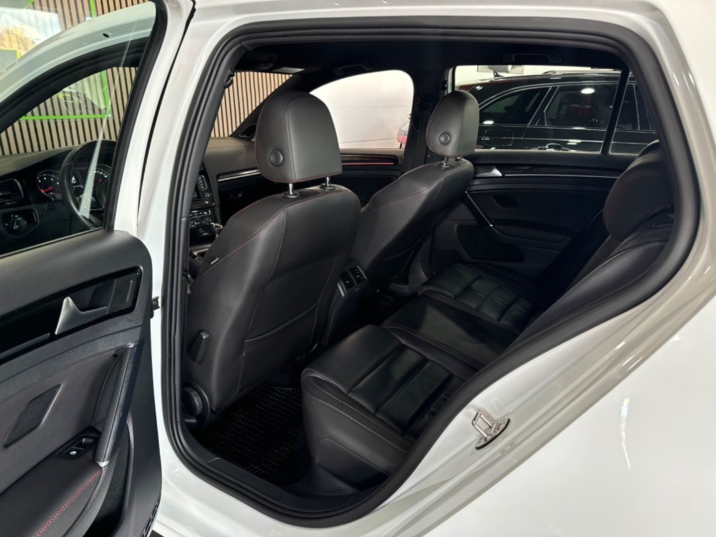 VOLKSWAGEN GOLF 2.0 TSI GTI BMT