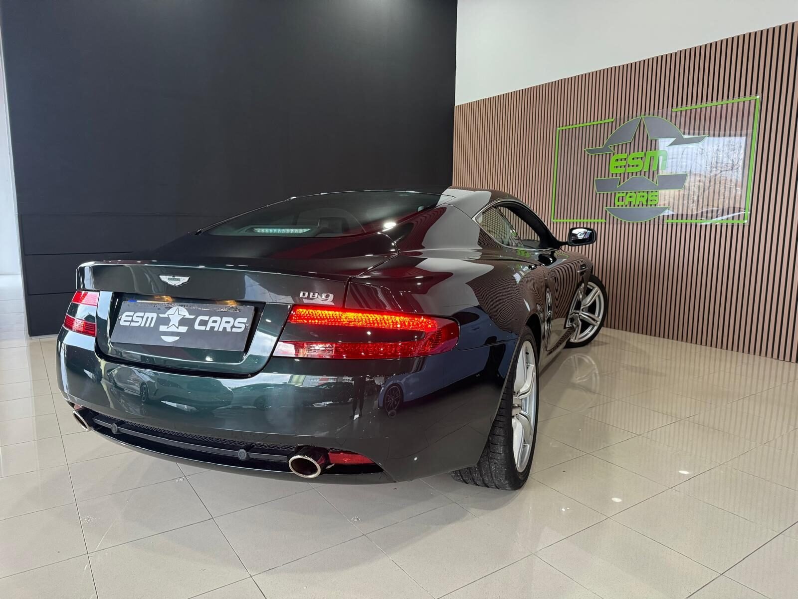 ASTON MARTIN DB9 COUPE TOUCHTRONIC 2