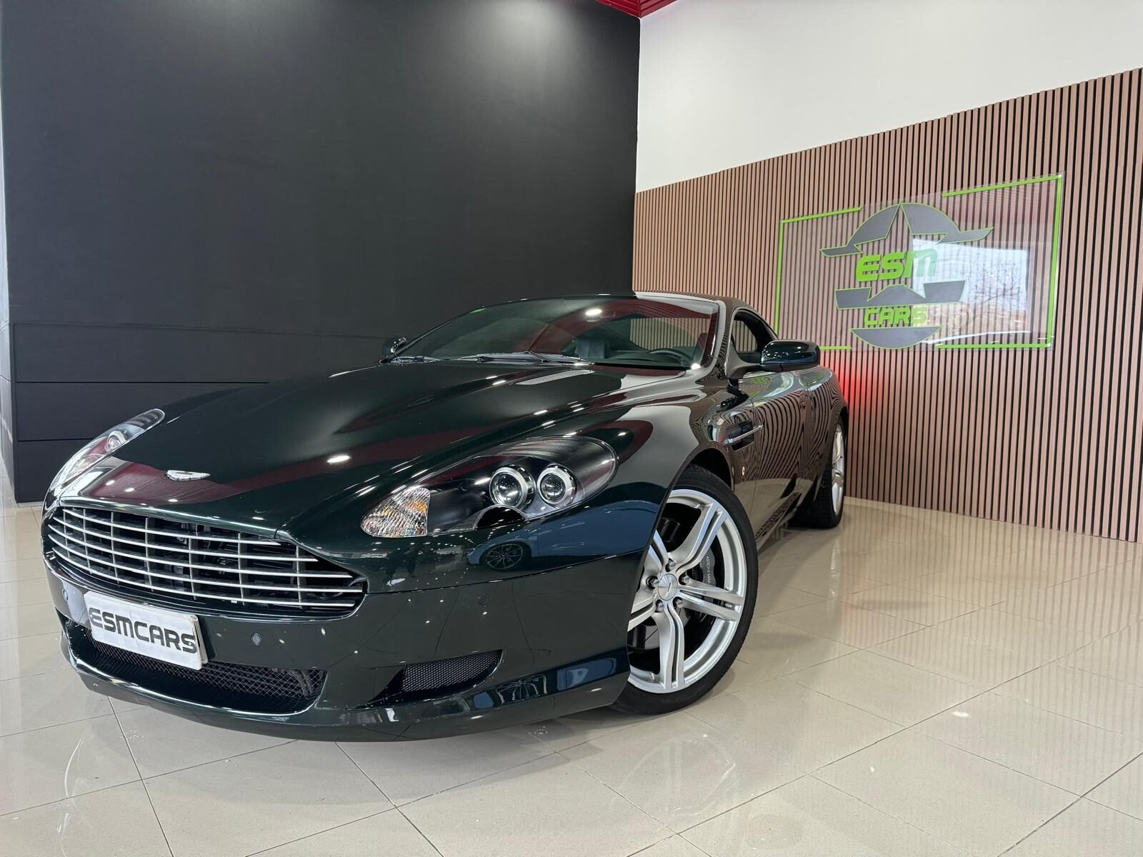 ASTON MARTIN DB9 COUPE TOUCHTRONIC 2