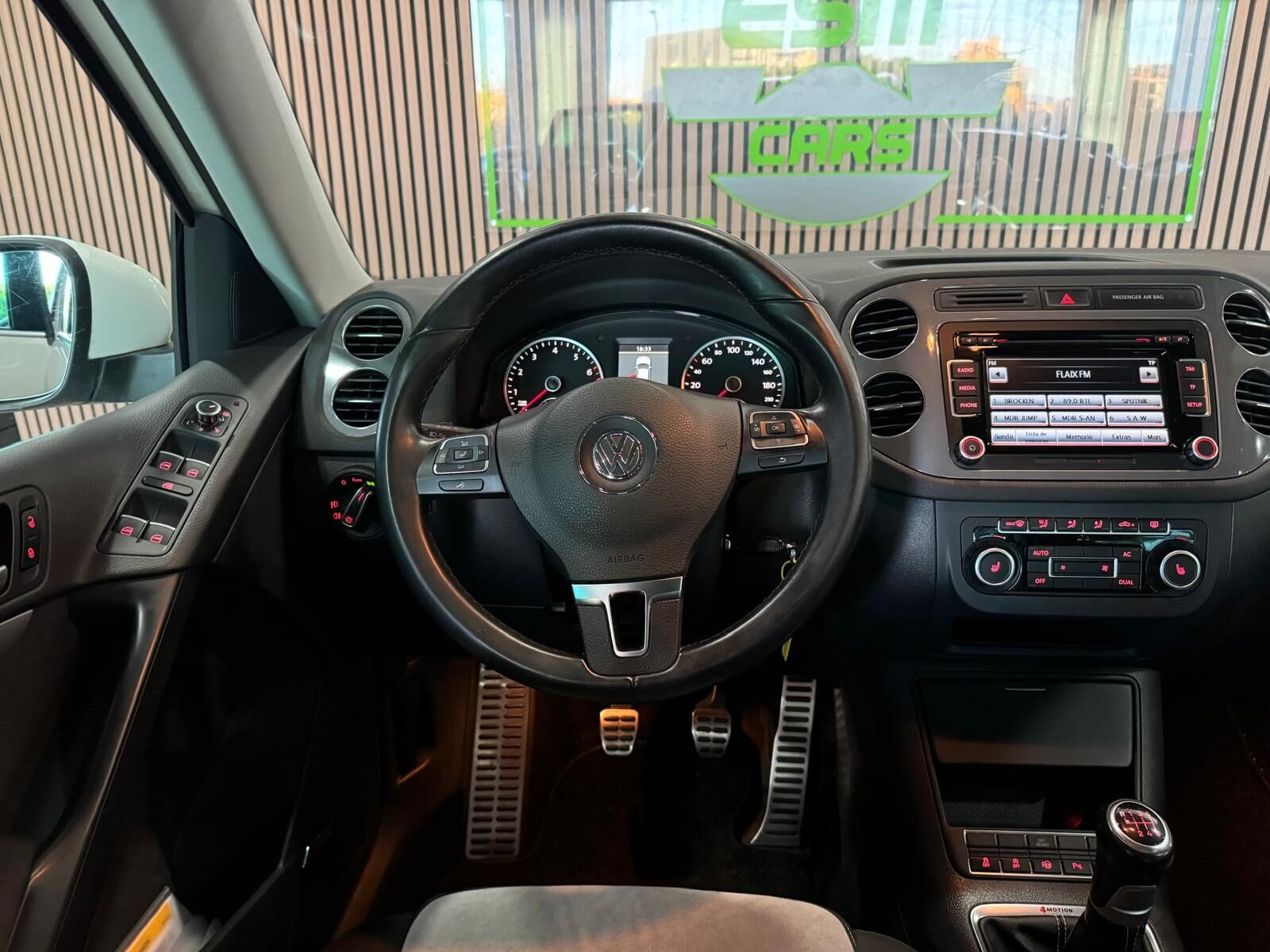 VOLKSWAGEN TIGUAN RLINE 1.4 TSI 