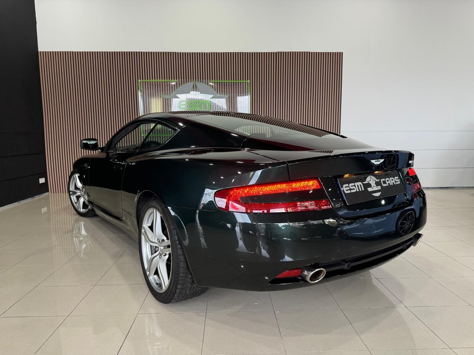 ASTON MARTIN DB9 COUPE TOUCHTRONIC 2