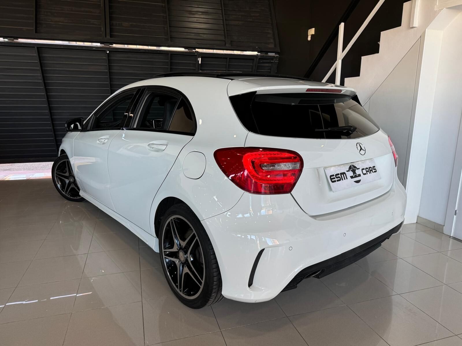 MERCEDES-BENZ CLASE A 200 AMG LINE