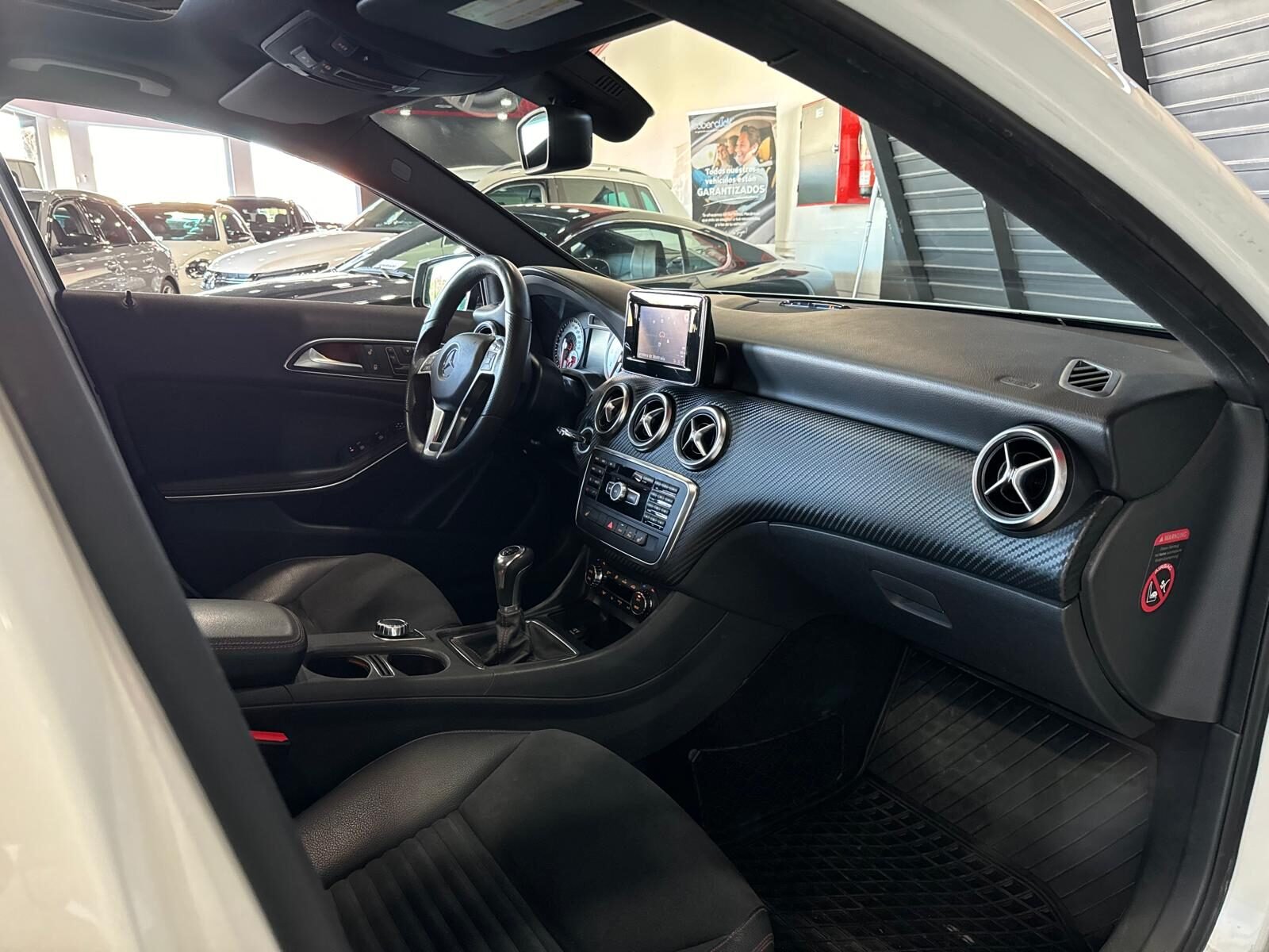 MERCEDES-BENZ CLASE A 200 AMG LINE