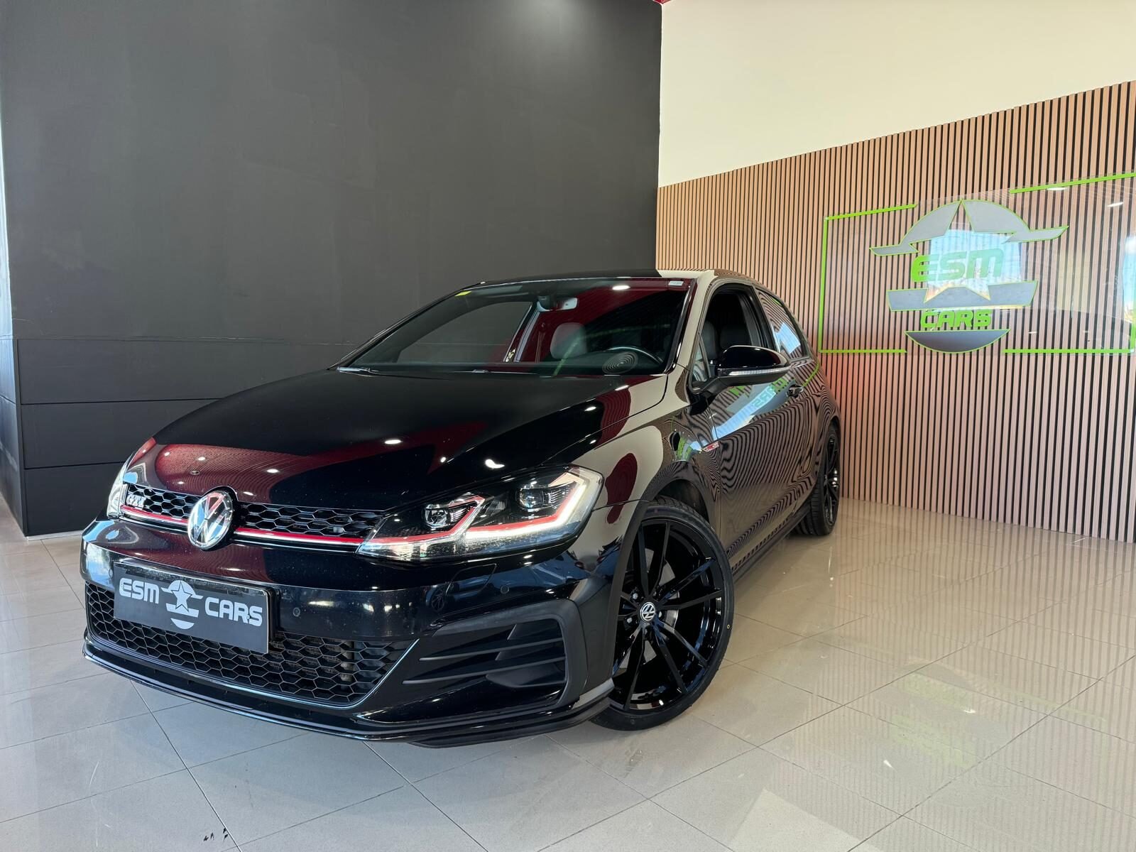 VOLKSWAGEN GOLF GTI PERFORMANCE 2.0 TSI