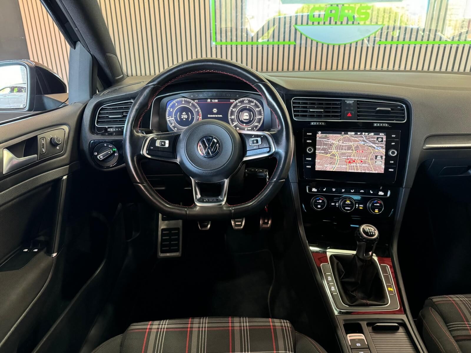 VOLKSWAGEN GOLF GTI PERFORMANCE 2.0 TSI