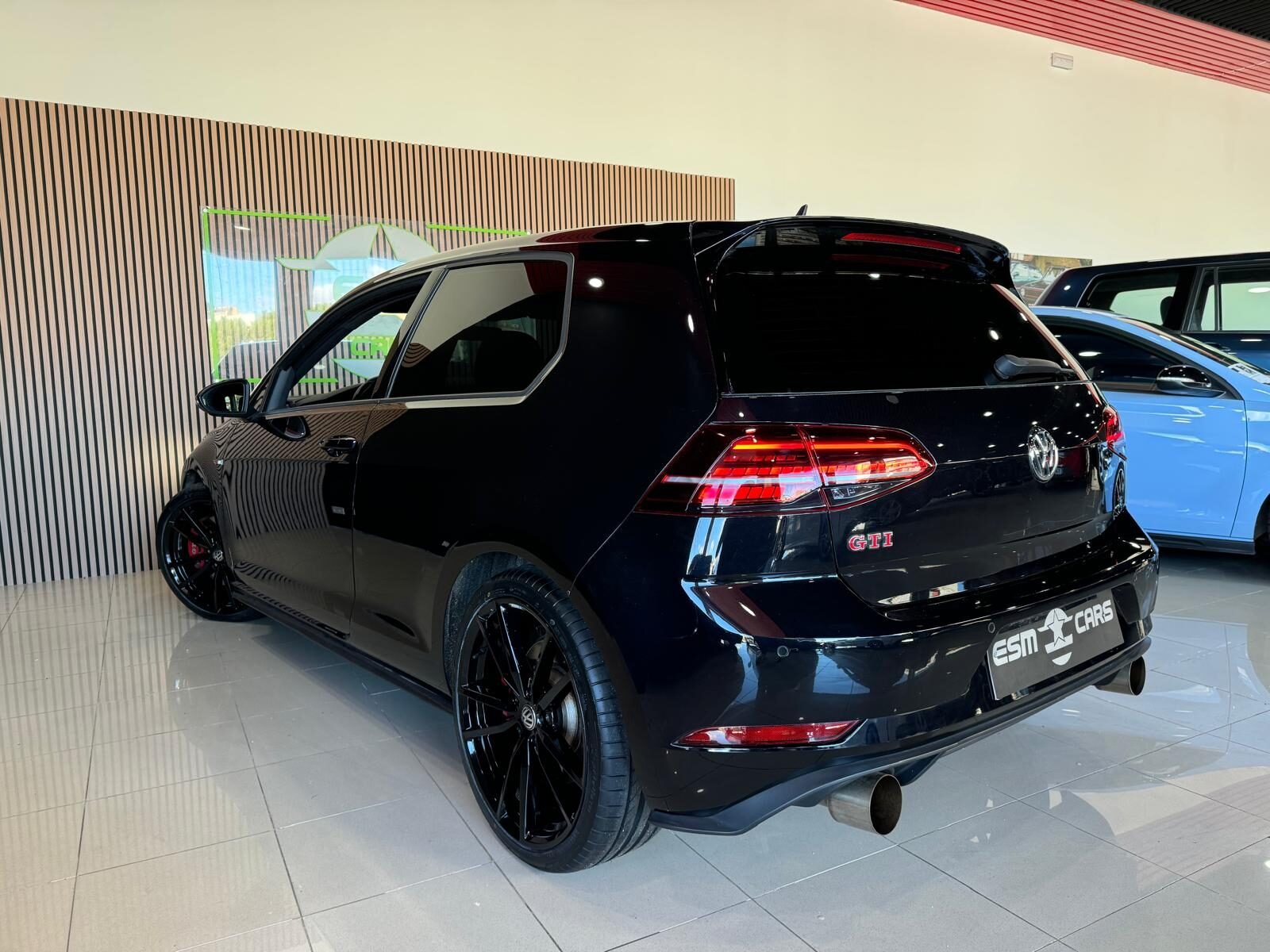 VOLKSWAGEN GOLF GTI PERFORMANCE 2.0 TSI