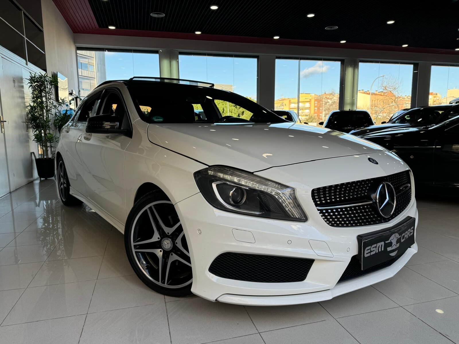 MERCEDES-BENZ CLASE A 200 AMG LINE
