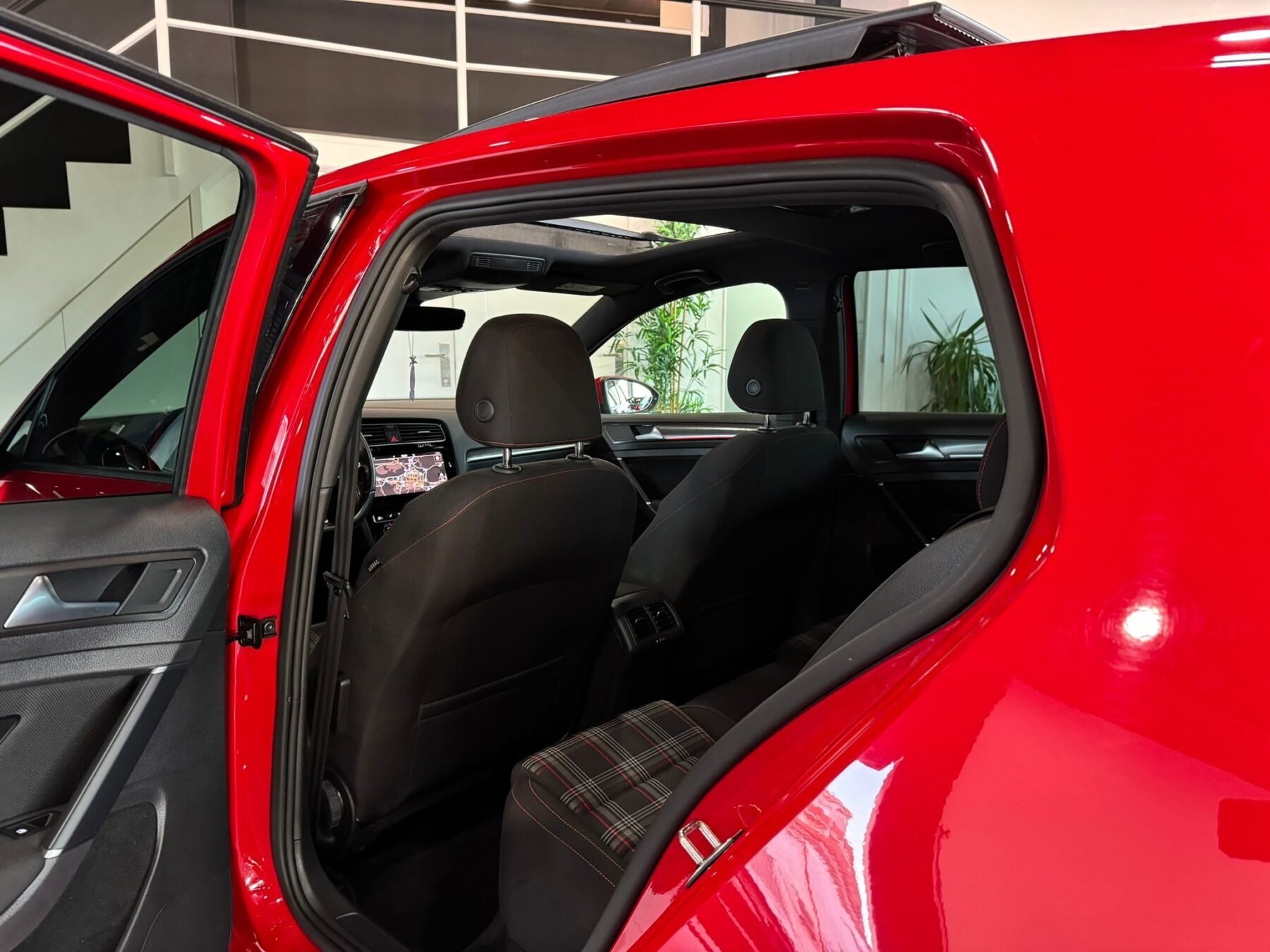 VOLKSWAGEN GOLF GTI 7.5 PERFORMANCE