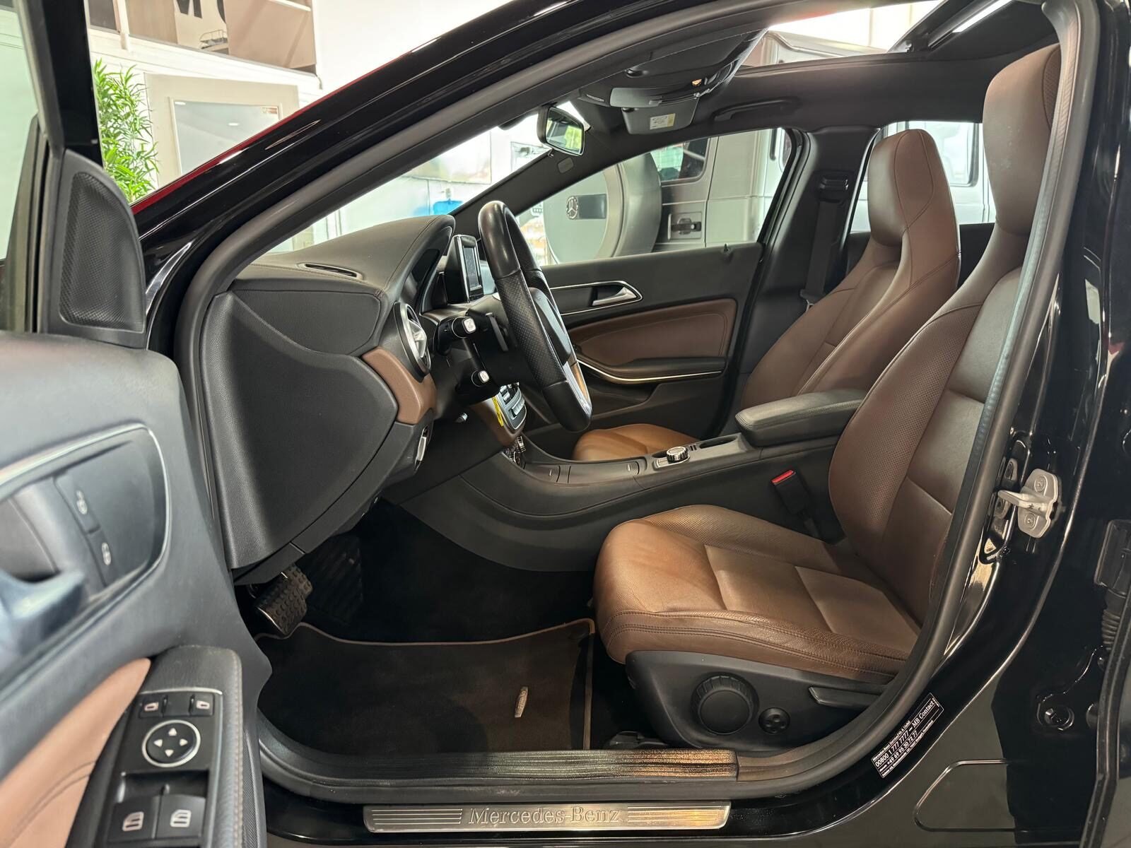 MERCEDES-BENZ CLASE A 200 AMG LINE